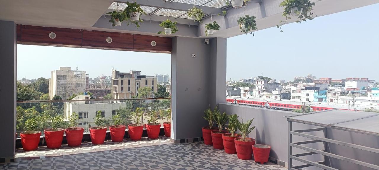 Hotel Royal Casa Lucknow Exterior photo