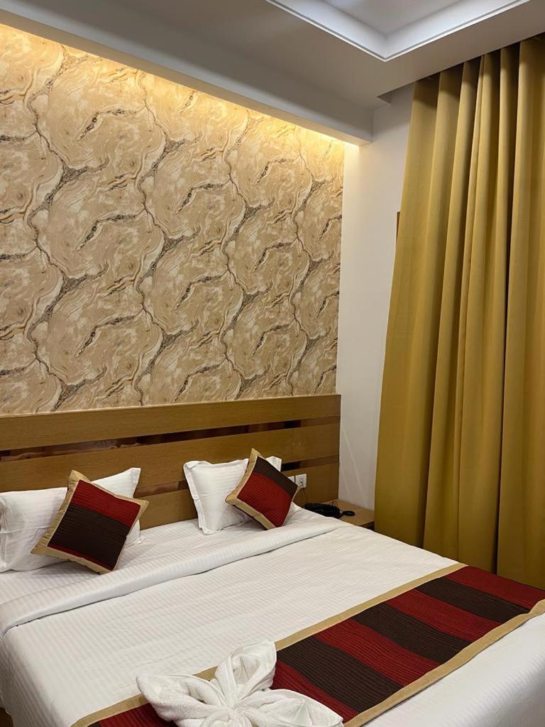 Hotel Royal Casa Lucknow Exterior photo