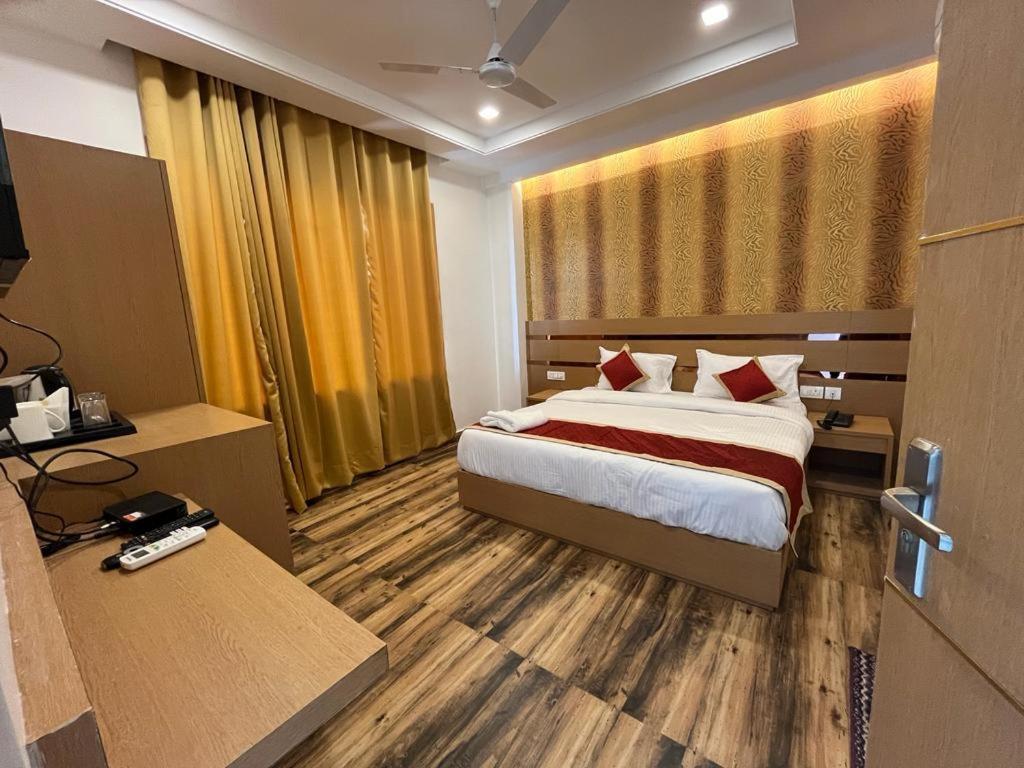 Hotel Royal Casa Lucknow Exterior photo