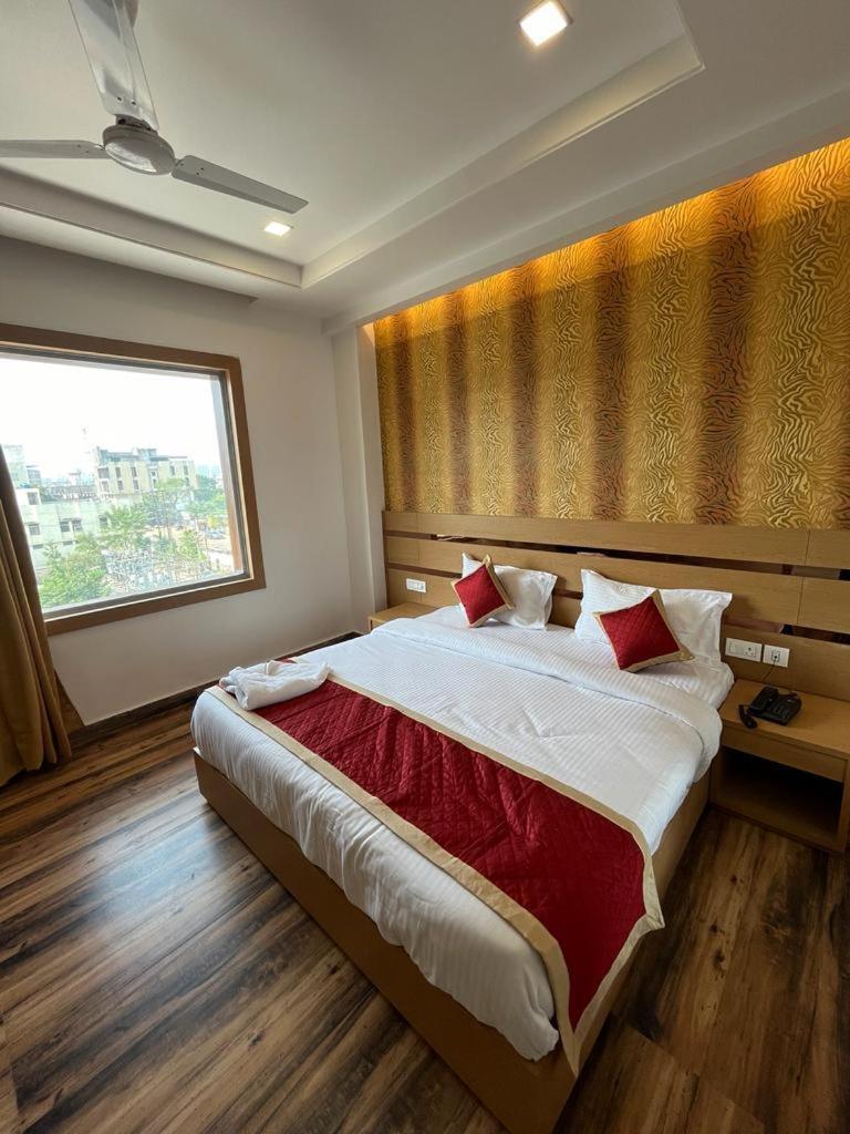 Hotel Royal Casa Lucknow Exterior photo